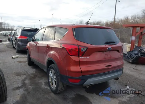 2019 Ford Escape Se из США, поврежденный, VIN 1FMCU0GD6KUA03289